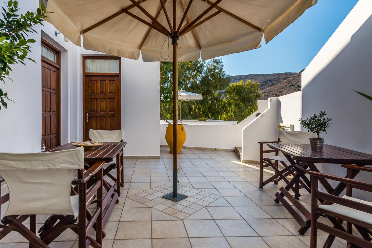 Villa Notos Adamantas  Luaran gambar